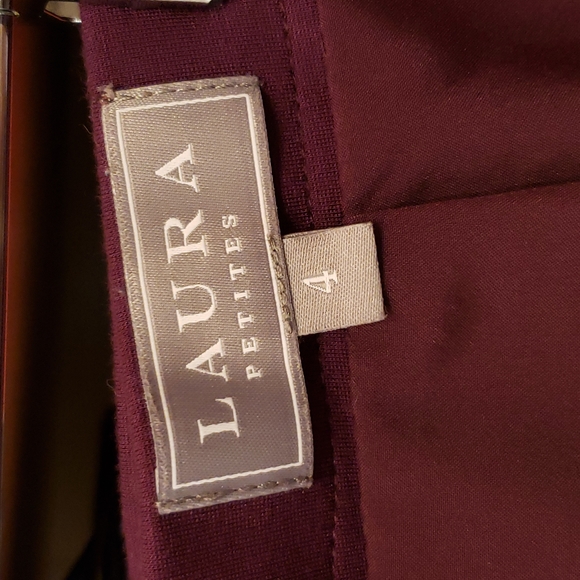 Elegant and comfortable skirt by Laura Petites - Picture 4 of 8